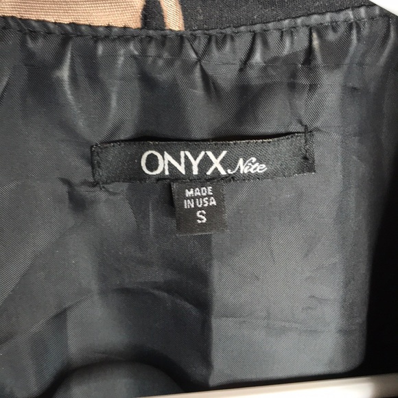 Cream and black blazer - Picture 2 of 2